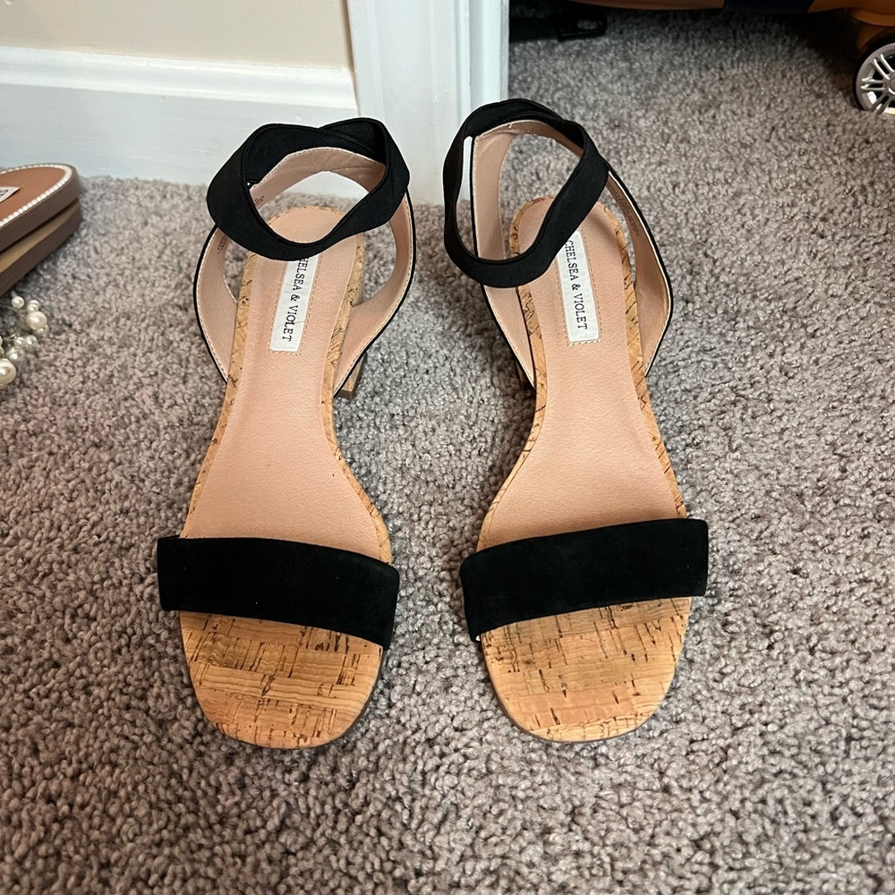 Chelsea & Violet black/cork heel sandal 8.5